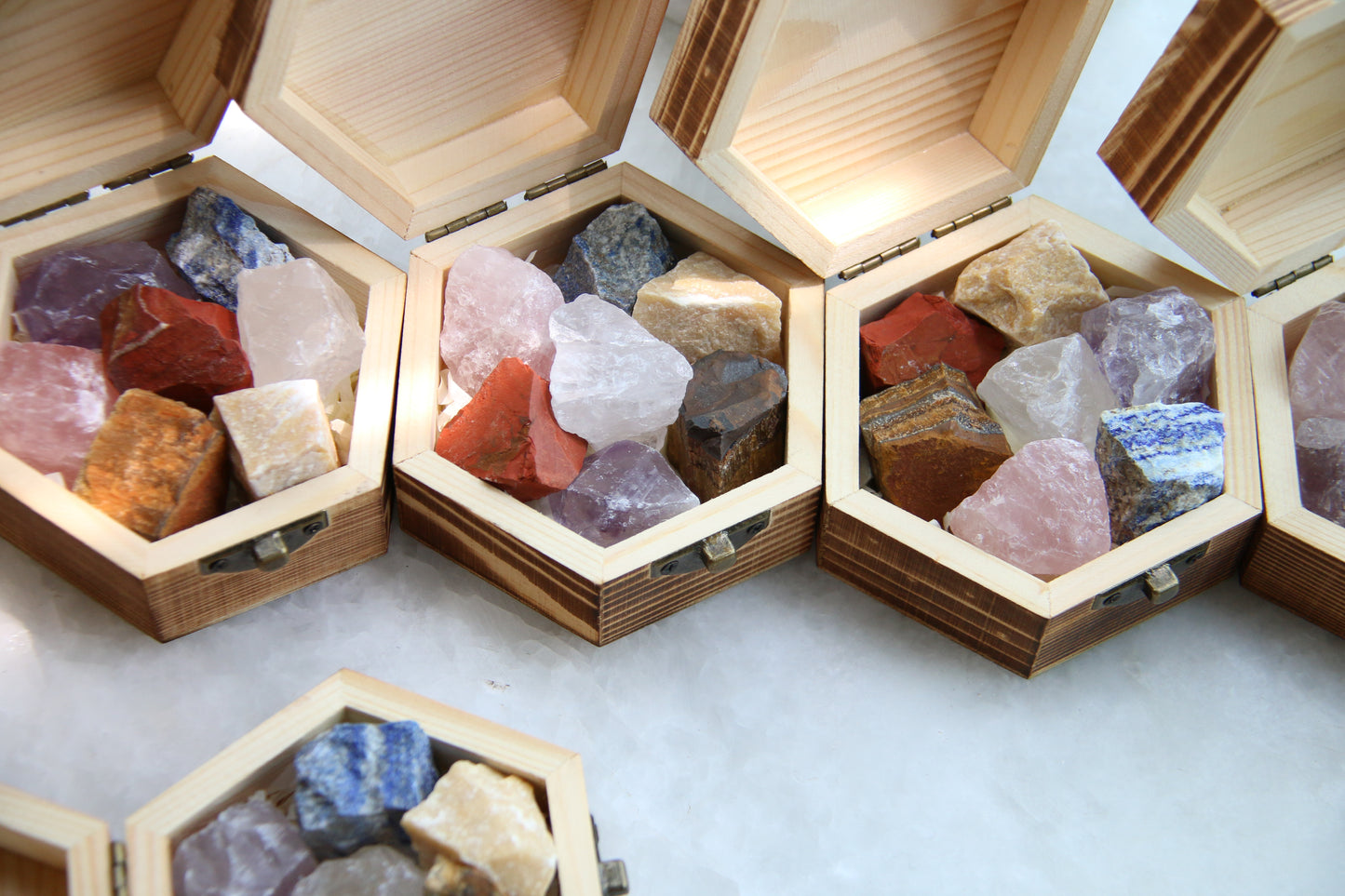 7 Chakra Crystal Set |Crystal Daily Ritual Kit | Premium Raw Crystal Healing Stones